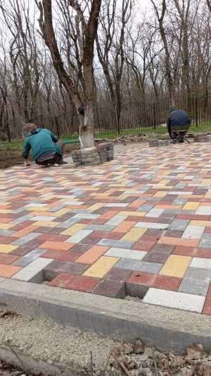 Мощение брусчатки