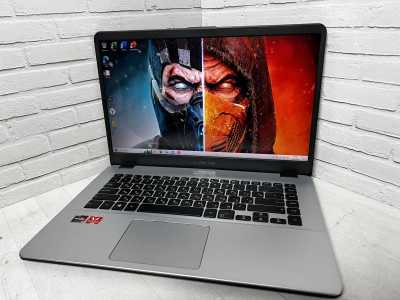 Современный ноутбук Asus с ярким экраном