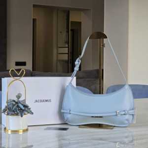 Люксовая сумка JACQUEMUS