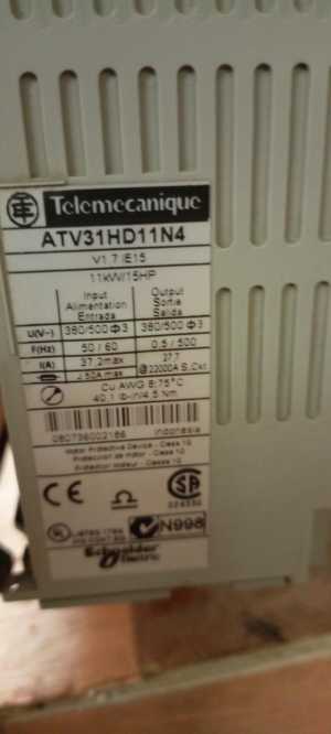 Частотный преобразователь б/у Schneider Electric ATV31HD11N4