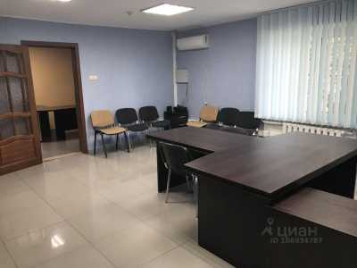 Административно-жилое здание площадью 344,2 м.З.участок собственность 2900 м2.