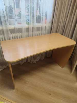 Письменный стол