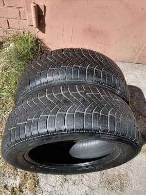 Pirelli 225 /60 /17. 2шт.