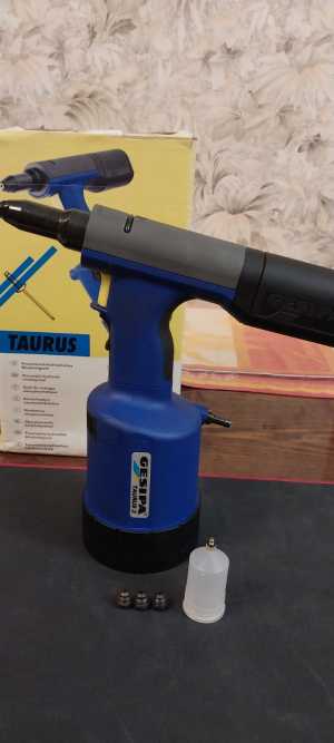 Заклепочник Taurus 2