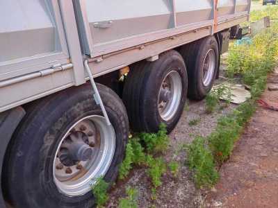 ����������-�������� Schwarzmuller 2000 �.�.