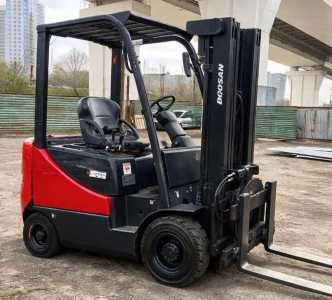 Погрузчик вилочный DOOSAN-DAEWOO D20