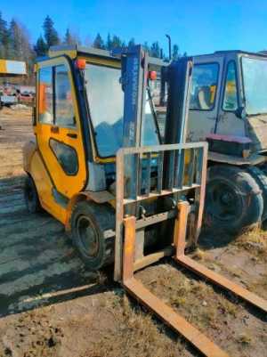 �������� ��������� Komatsu FD30T-17, 2011