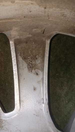 ����� 18R �� Volkswagen Tuareg