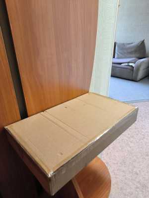 Вешалка черная новая