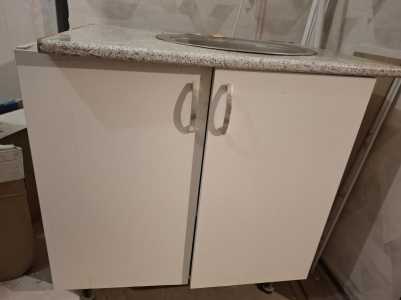 Шкаф под мойку со столешницей 2 штуки