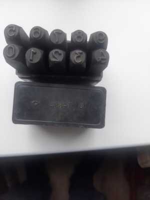 Керн шрифт цифра 8мм