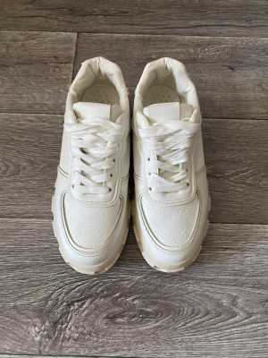 Кроссовки бу