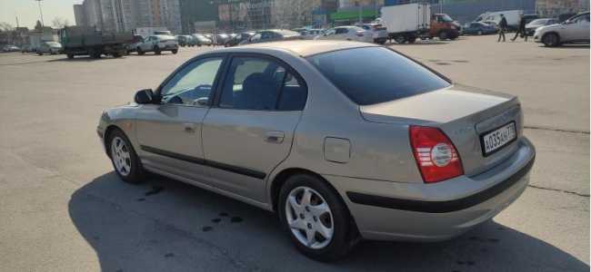 Hyundai Elantra, 2010
