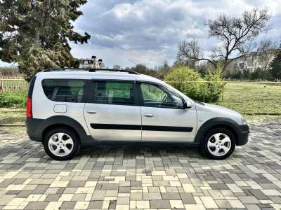Largus 2020�