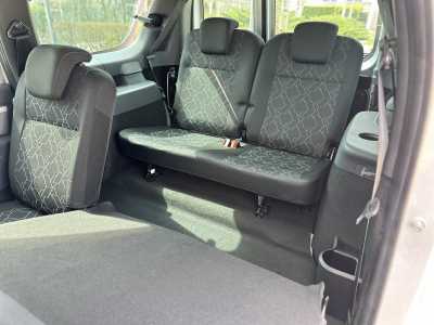 Largus 2020�