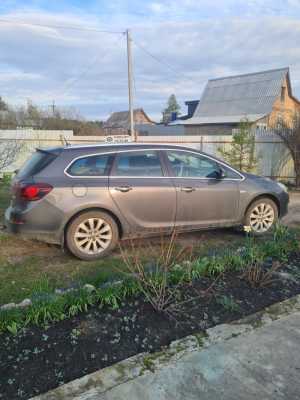 Opel Astra, 2012 �����