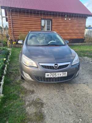 Opel Astra, 2012 �����