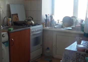 продам трёхкомнатную квартиру центральный район Ижевска, 5/5 этаж кирпичный дом