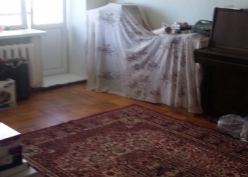 продам трёхкомнатную квартиру центральный район Ижевска, 5/5 этаж кирпичный дом