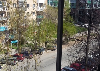 продам трёхкомнатную квартиру центральный район Ижевска, 5/5 этаж кирпичный дом