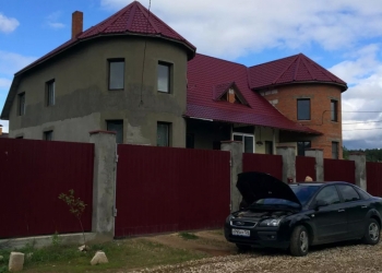 Танхаус 300 м2 в коттеджном поселке рядом с сосновым бором