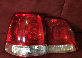 Фонари задние TOYOTA LAND CRUISER 200 комплект R+L,