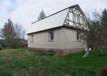 Дом 100 м2, 2 этажа, 3 спальни, капитальный ремонт, участок 24 сотки, речка, лес