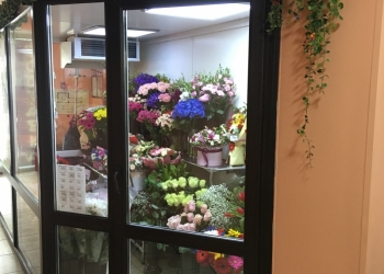 Холодильная витрина для цветов