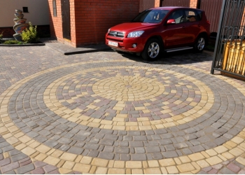 Укладка тротуарной плитки в Старотиторовской