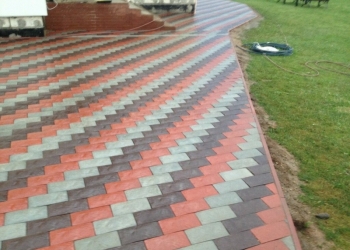 Укладка тротуарной плитки в Тамани