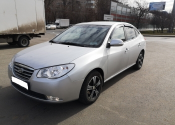 Hyundai Elantra, 2011