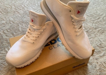 Кроссовки Reebok classic
