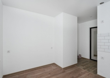 1-к квартира, 13 м2, 1/4 эт.