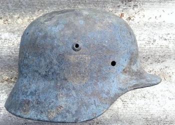 Продам немецкую каску