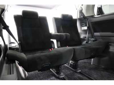 Toyota Alphard, 2010