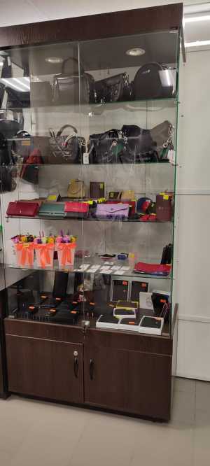 Продам витрину