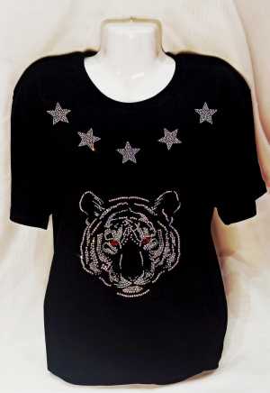 Футболка со стразами