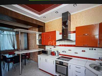 2-к квартира, 78 м2, 2/12 эт.