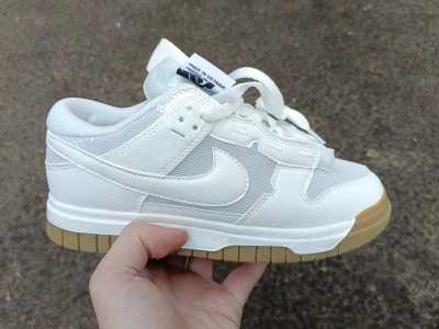  Nike dunk low remastered