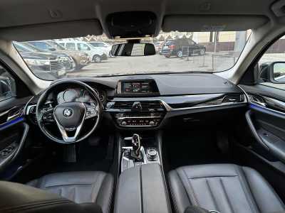 BMW 5 �����, 2017
