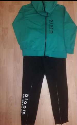 Спортивный костюм новый