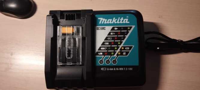 Зарядка Макита оригинал