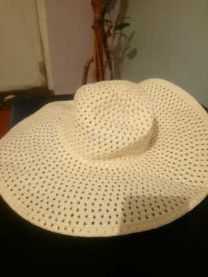 Шляпа новая