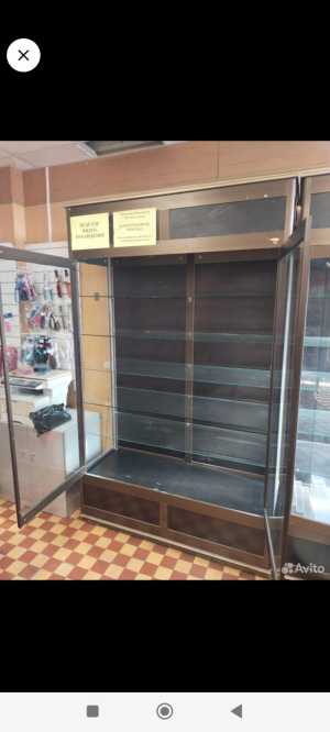 Витрины для различных товаров