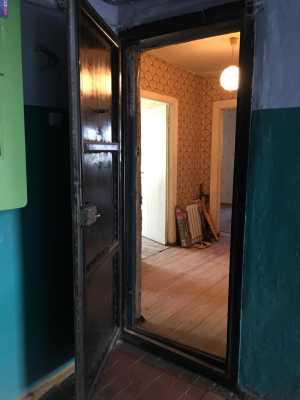 4-к квартира, 60 м2, 2/5 эт.