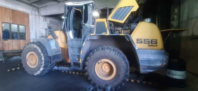 Погрузчик фронтальный Liebherr 556