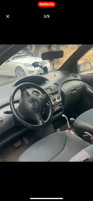 Toyota Yaris, 2003