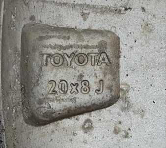 �������� ������ Toyota Tundra
