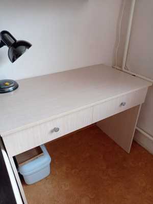 Письменный стол