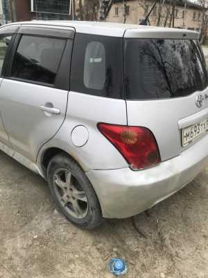Toyota Ist, 2002
